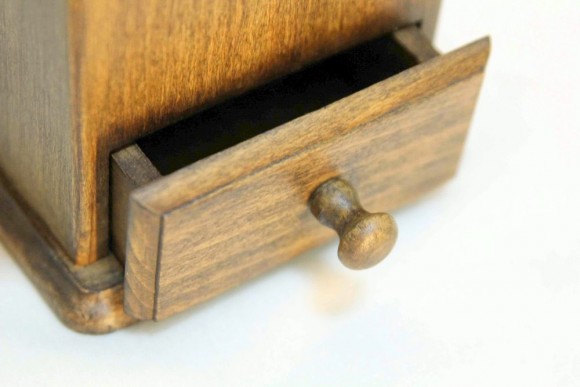 Идеальная европейская кофемолка с чугунными жерновами