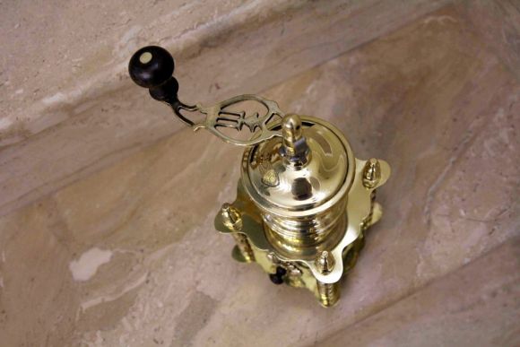 Роскошная, ручная кофемолка винтаж.Европа. Начало 20 века