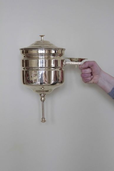 Интересный советский рукомойник из латуни