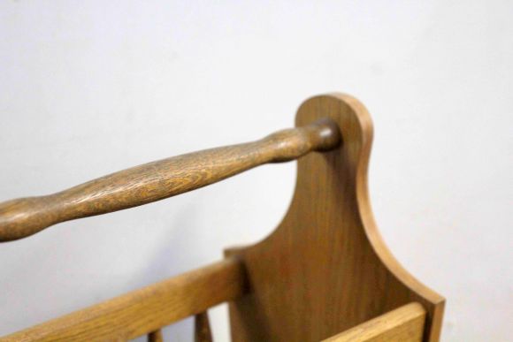 Винтажная газетница из массива дуба. Европа. Начало 20 века