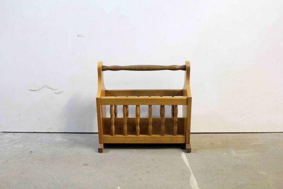 Винтажная газетница из массива дуба. Европа. Начало 20 века