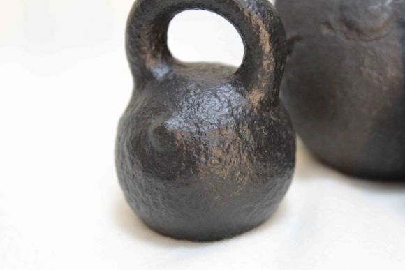 Набор старинных круглых гирь без клейм. Начало 20 века