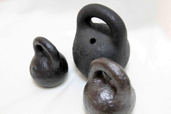 Набор старинных круглых гирь без клейм. Начало 20 века