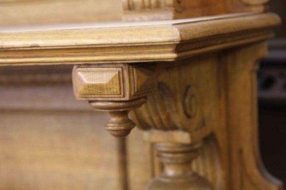 Невероятной красоты, старинный русский поставец. Россия. 19 век