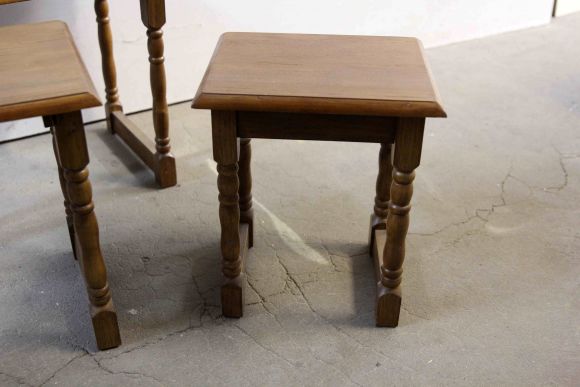 Комплект винтажных столов из дуба 