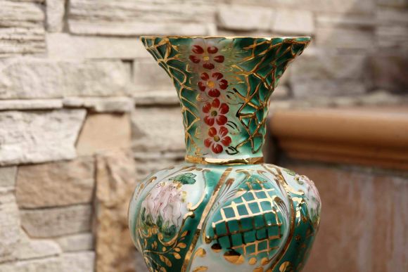 Пара зеленых ваз CAPODIMONTE 