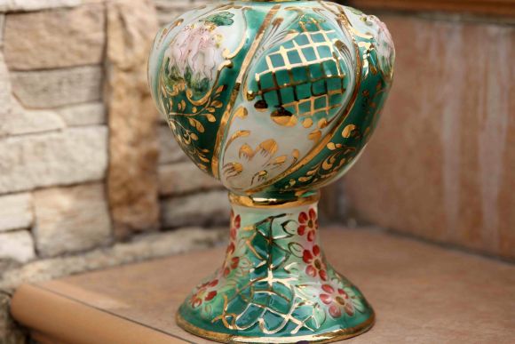 Пара зеленых ваз CAPODIMONTE 