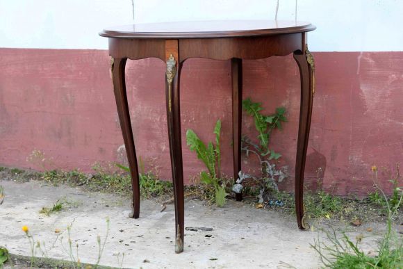 Винтажный кофейный столик с инкрустацией. Италия. 20 век.