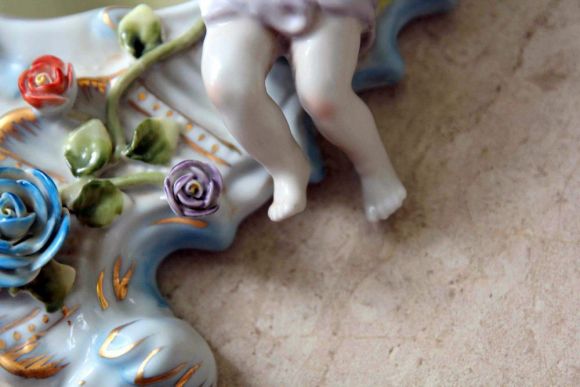 Изумительной красоты старинное фарфоровое зеркало 