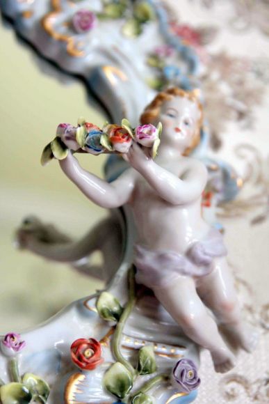 Изумительной красоты старинное фарфоровое зеркало 