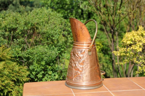 Полированный медный зольник. Сюжет "Азартная игра - карты".