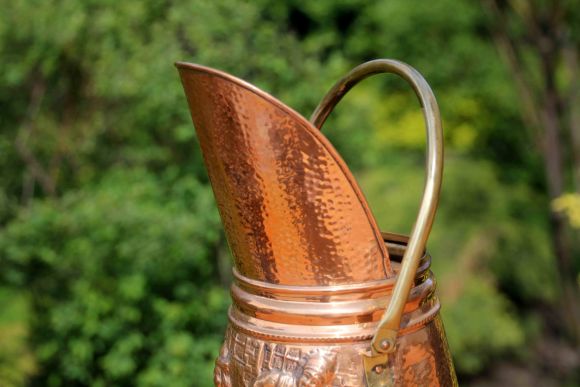 Полированный медный зольник. Сюжет "Азартная игра - карты".