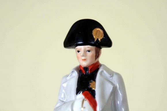 Антикварный фарфоровый Наполеон