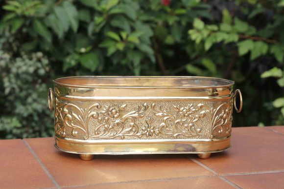 Красивое антикварное кашпо на ножках.Европа.Начало 20 века