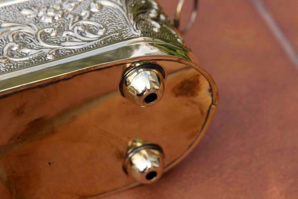 Красивое антикварное кашпо на ножках.Европа.Начало 20 века