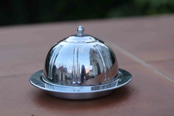 Чудесная икорница  для сервировки стола. начало века Чудесная икорница  для сервировки стола. начало века