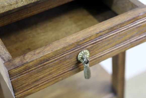 Прикроватная тумба с латунными накладками. Европа. Начало 20 века