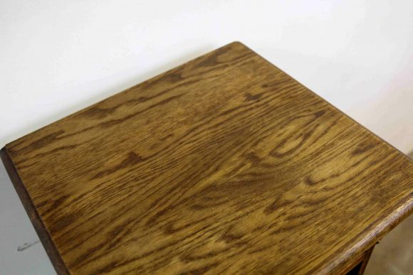 Прикроватная тумба с латунными накладками. Европа. Начало 20 века