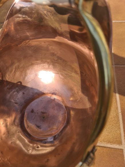 Старинный, отполированный зольник из меди. Европа. Начало 20 века.