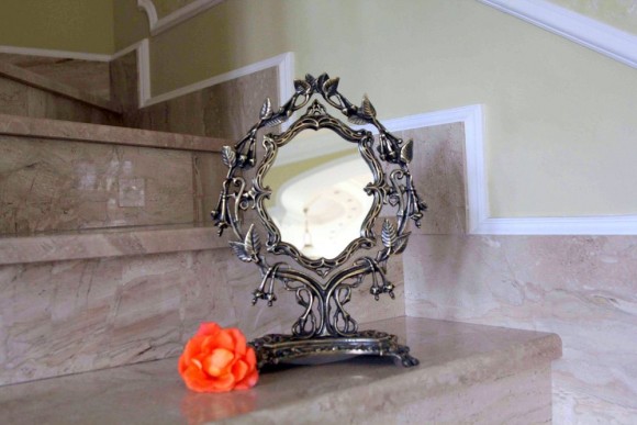 Превосходное антикварное настольное зеркало позапрошлого века