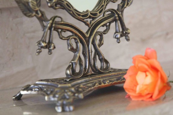 Превосходное антикварное настольное зеркало позапрошлого века