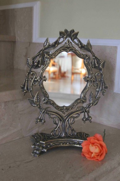 Превосходное антикварное настольное зеркало позапрошлого века