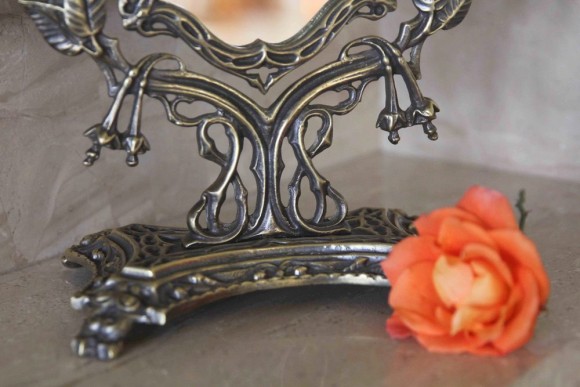 Превосходное антикварное настольное зеркало позапрошлого века
