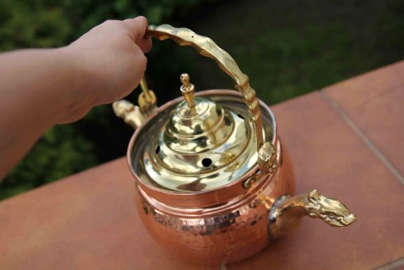 Старинный комбинированный двуносик с крышкой