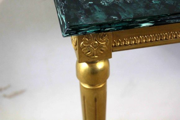 Очень красивая антикварная консоль