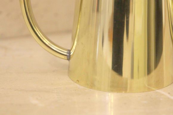 Старинный латунный кофейник