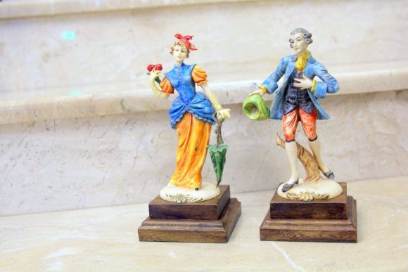 Яркая, нарядная винтажная парочка "кавалер" и "дама"