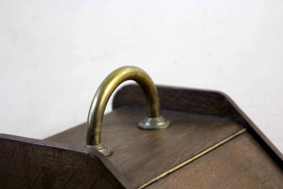 Старинный деревянный зольник