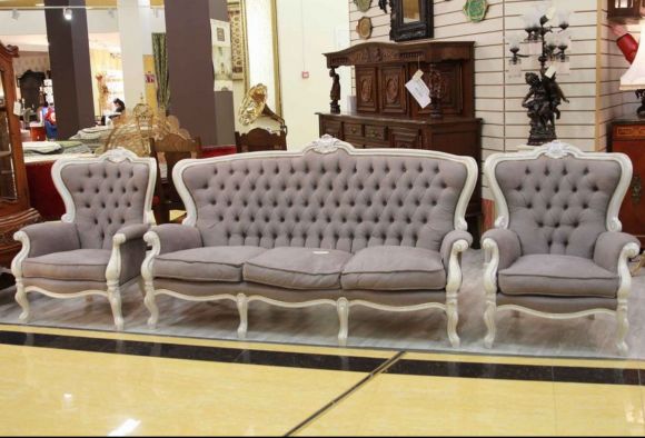 Антикварный мягкий гарнитур - 2 кресла и диван. 