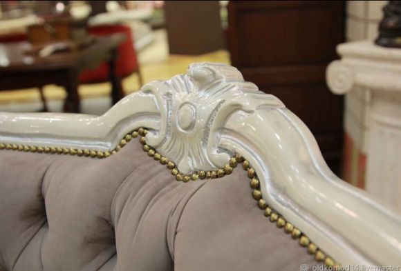 Антикварный мягкий гарнитур - 2 кресла и диван. 