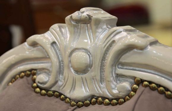 Антикварный мягкий гарнитур - 2 кресла и диван. 