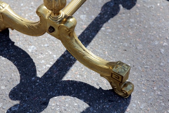 Антикварное латунное напольное зеркало с поворотным механизмом