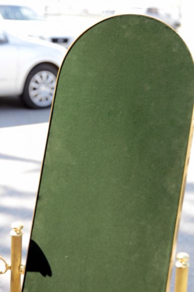 Антикварное латунное напольное зеркало с поворотным механизмом