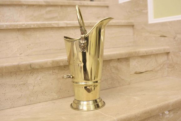 Старинный латунный зольник для камина. Европа. Начало 20 века.