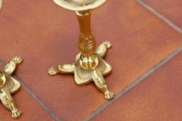 Пара старинных подсвечников из латуни