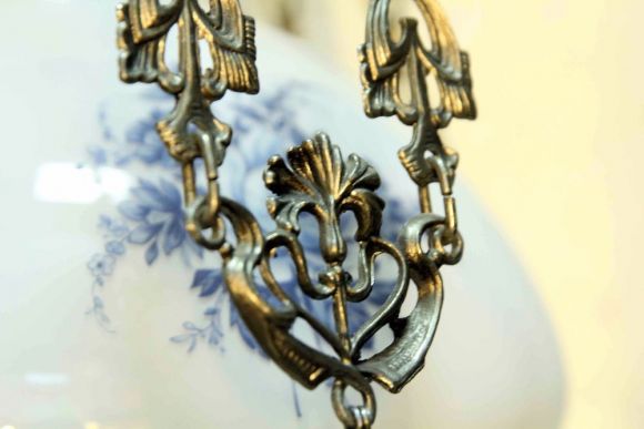 Роскошная фарфоровая люстра с латунным литьем. Европа.Начало 20 века