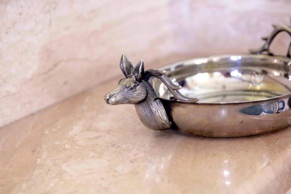 Антикварная чаша с ручками в виде голов оленей .Европа. Начало 20 века