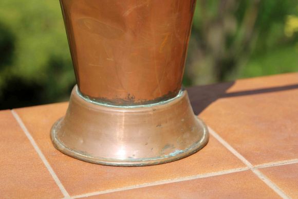 Старинный неполированный медный зольник, Европа