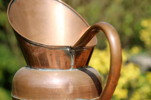 Старинный неполированный медный зольник, Европа