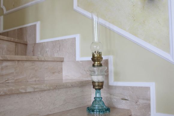 Красивая, антикварная лампа. Европа. Начало 20 века