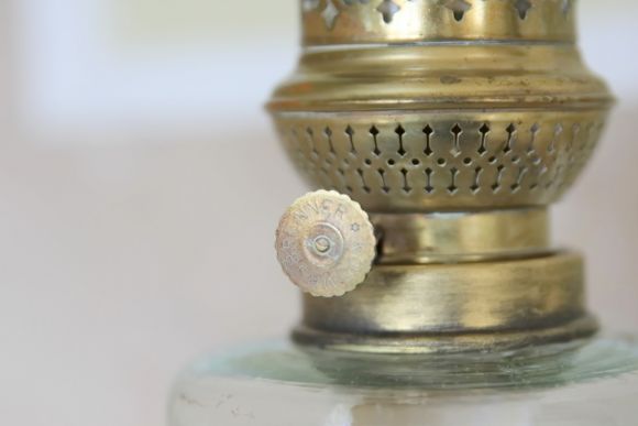 Красивая, антикварная лампа. Европа. Начало 20 века