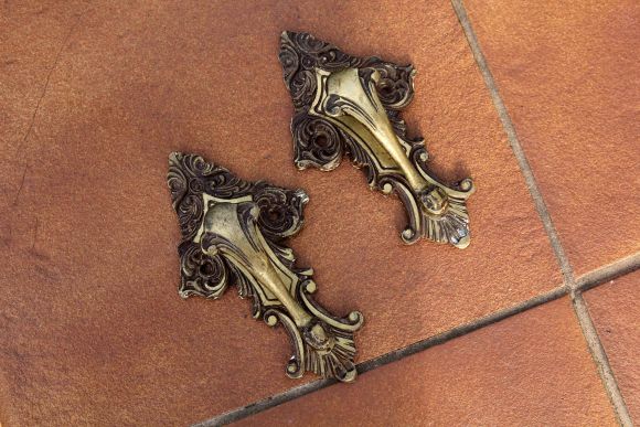 Пара интересных крючков из латуни. Европа. Начало 20 века