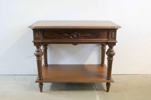 Антикварная консоль из дерева. Европа. Начало 20 века