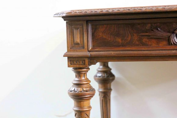 Антикварная консоль из дерева. Европа. Начало 20 века