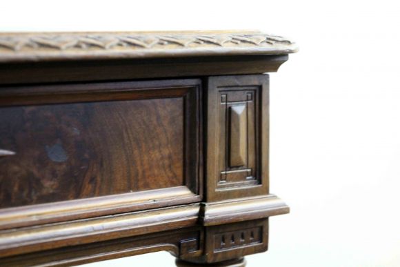 Антикварная консоль из дерева. Европа. Начало 20 века