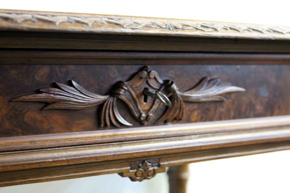 Антикварная консоль из дерева. Европа. Начало 20 века